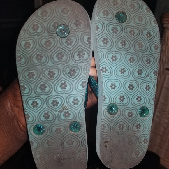 Flip Flops - Picture 2 of 6